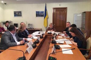 Ирина Геращенко: Будем требовать прозрачной отчетности за использование этих 100 млн, а в конце года проверим, как же эти пункты переоборудованы