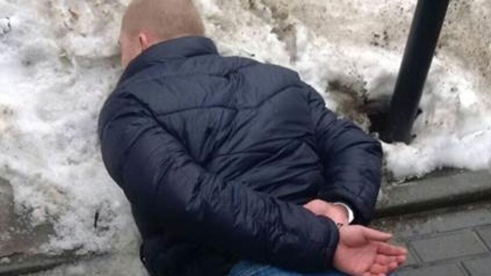 Майора полиции задержали при получении части взятки