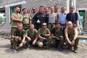 Семенченко с бойцами батальона