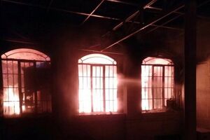 В Иране протестующие штурмовали посольство Саудовской Аравии