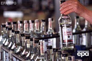 Москвич выпил восемь бутылок водки, после чего умер