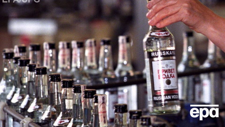 Москвич выпил восемь бутылок водки, после чего умер