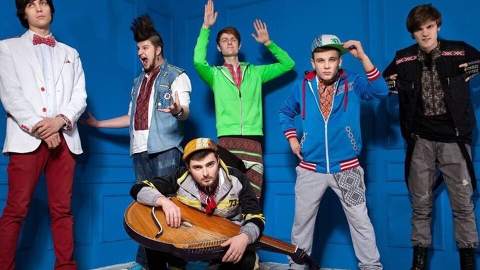 Бандуристы перепели традиционную рождественскую песню