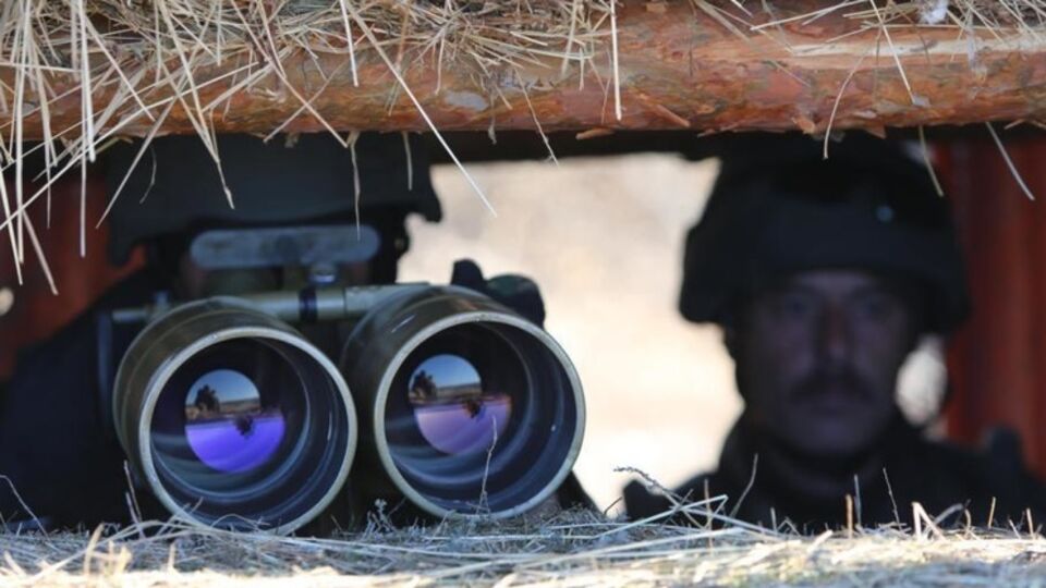 По данным Госпогранслужбы, в последние дни также не фиксировались попытки перемещения через линию разграничения товаров и грузов