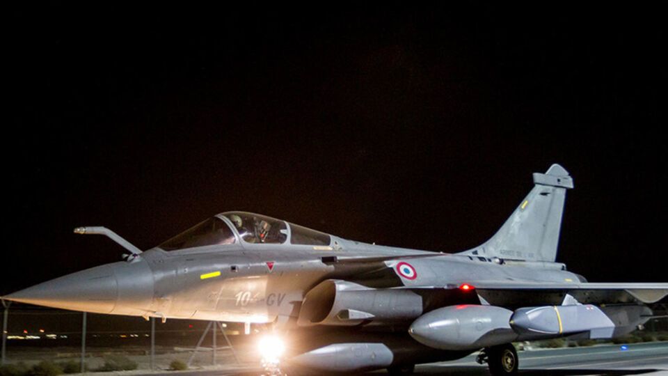 Французские ВВС разбомбили центр ИГИЛ по производству ракет