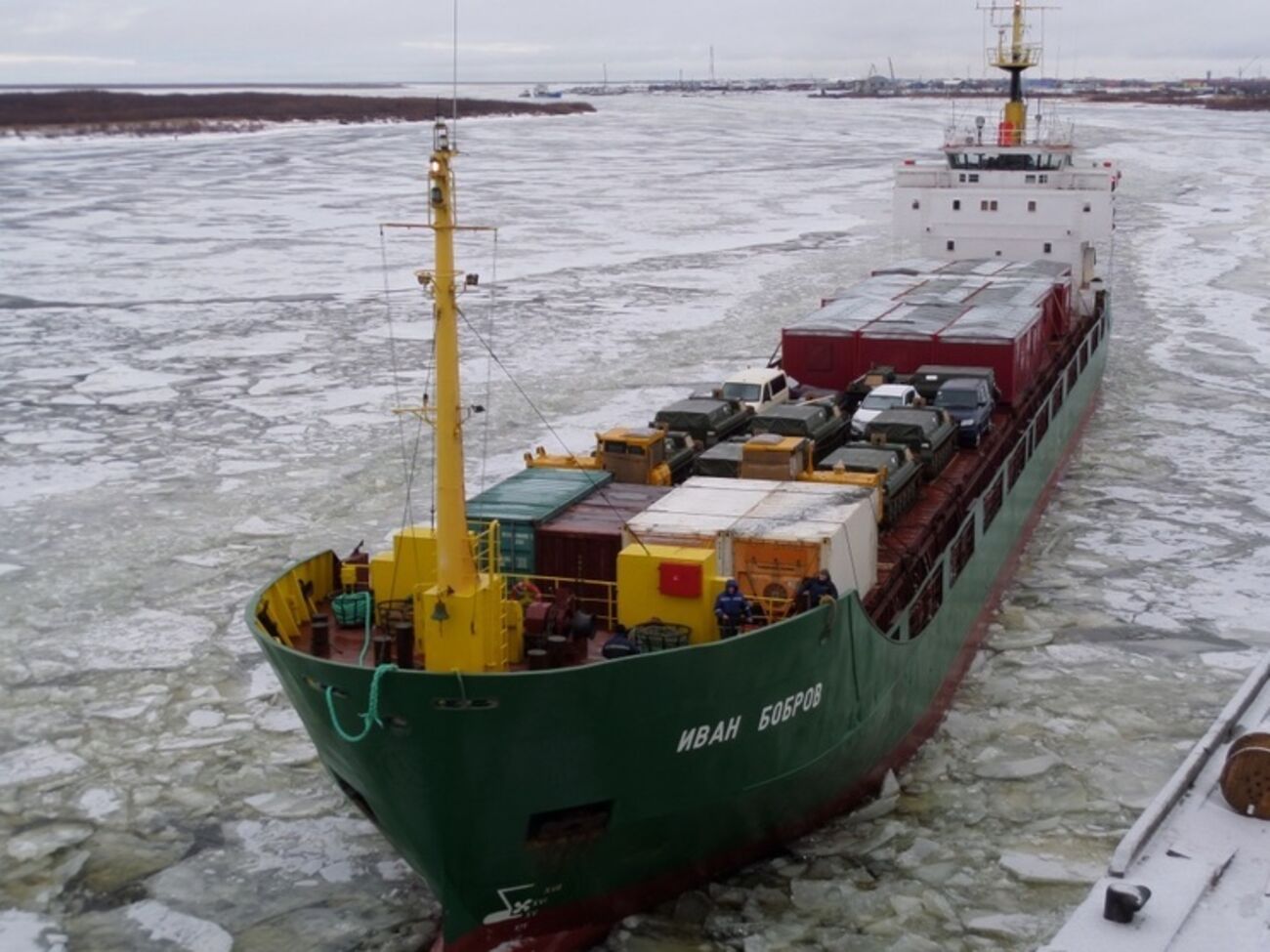 Экипаж "Ивана Боброва" арестовали за вождение корабля в пьяном виде