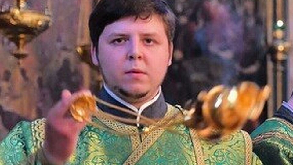Дьякон Николай Попугаев решил узнать, чем занимаются протестанты