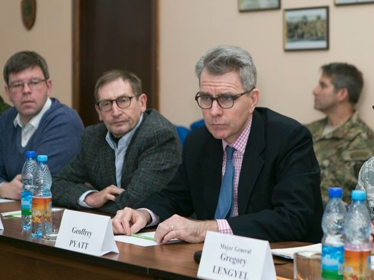 Пайетт: Украине не нужны новые государственные СМИ и пропагандистские машины
