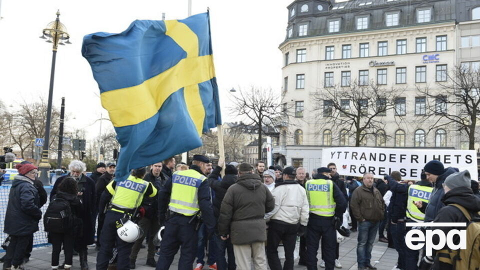 Днем в субботу в Стокгольме прошла антимигрантская демонстрация