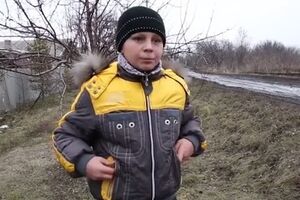 Дети, проживающие в в подконтрольном Украине селе, ходят в школу на оккупированные территории
