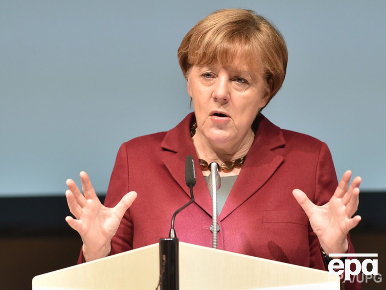 Меркель на партконференции в Нойбранденбурге