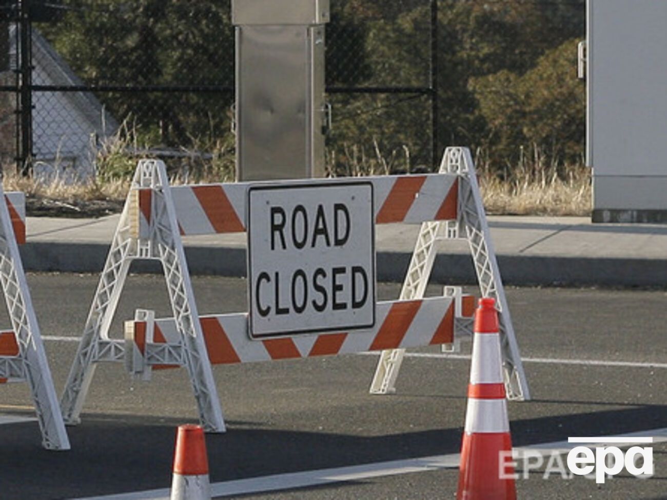 Власти ведут переговоры с вооруженными людьми