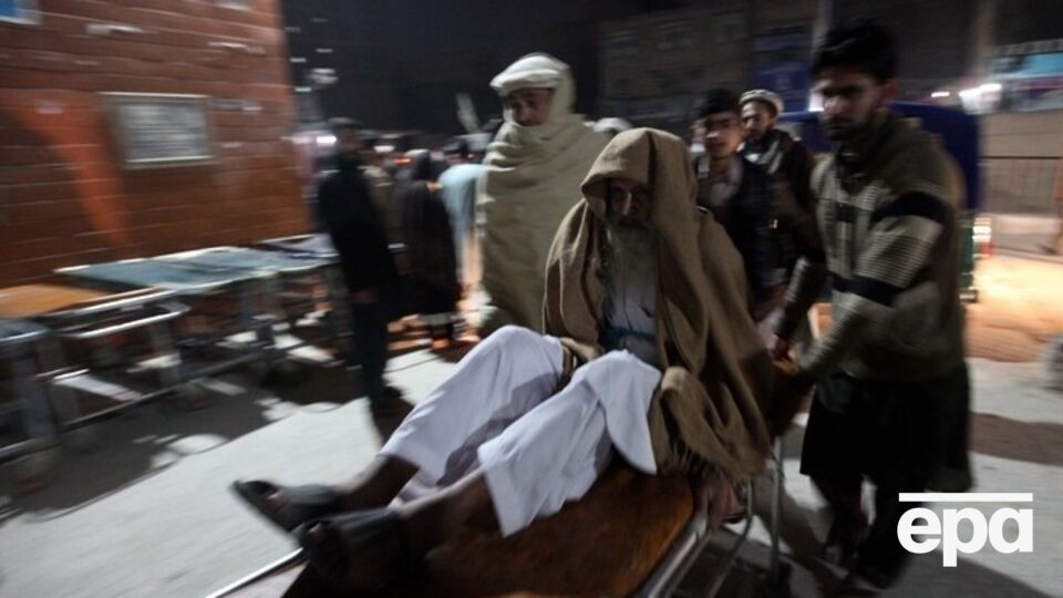 Число жертв землетрясения возросло