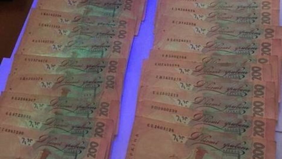 Сотрудники СБУ задержали военного во время получения взятки