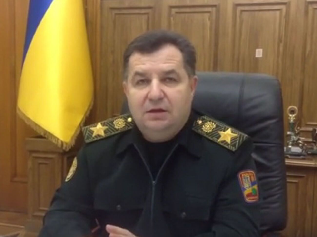 По словам Полторака, подполковника задержали&nbsp;за получение взятки от военнослужащего, которого он должен был привлечь к ответственности