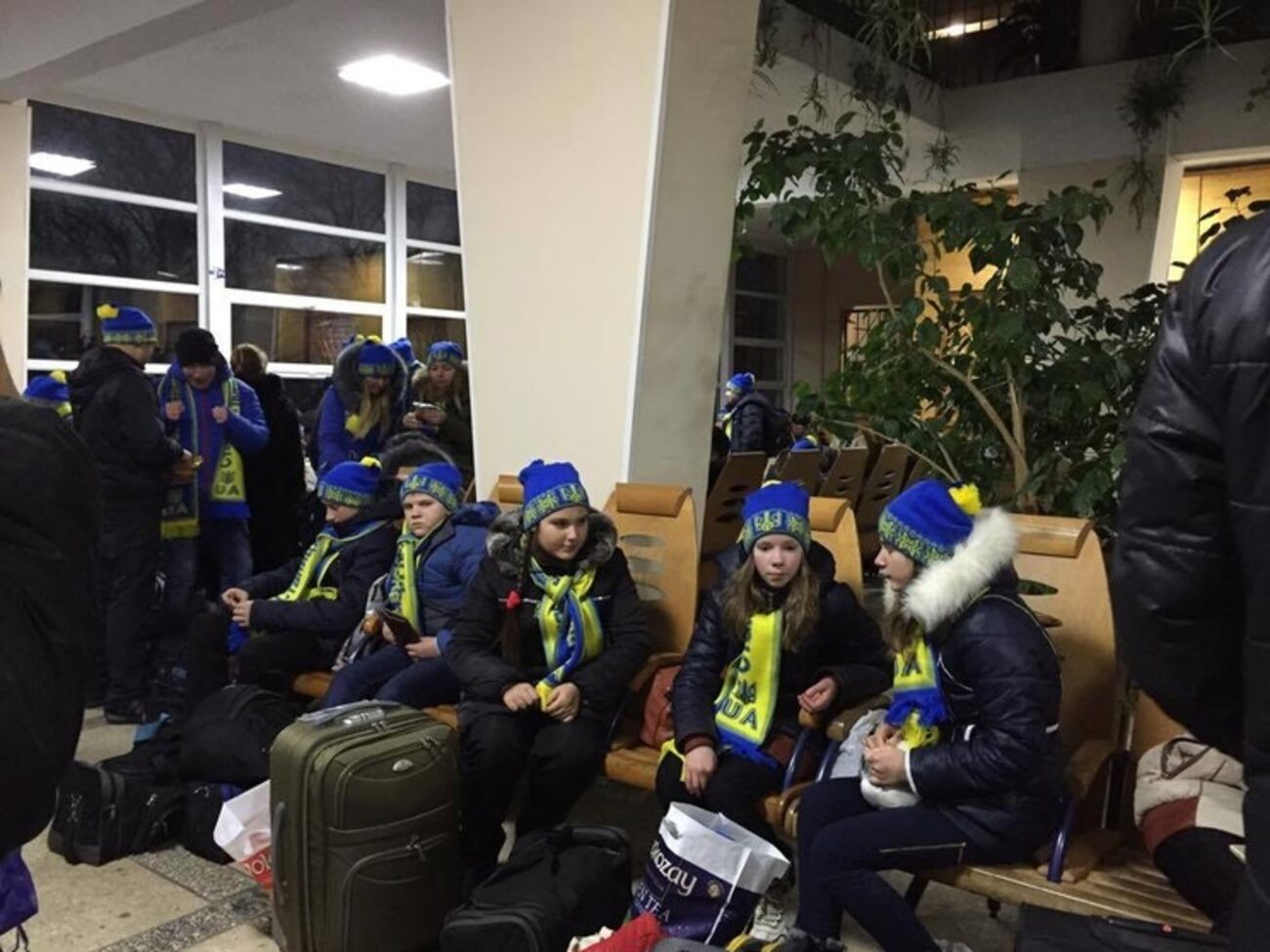 Луганская ОГА:&nbsp;120 школьников из Станично-Луганского района отправились&nbsp;на отдых в Ужгород, Ивано-Франковск и Трускавец