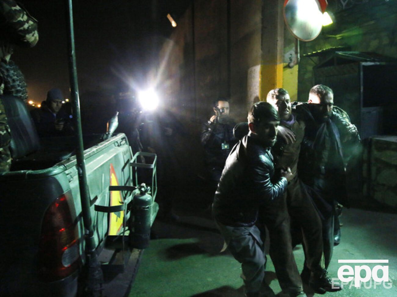 Один из пострадавших в результате атаки смертника