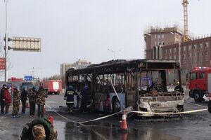 Пожар в автобусе произошел сегодня утром