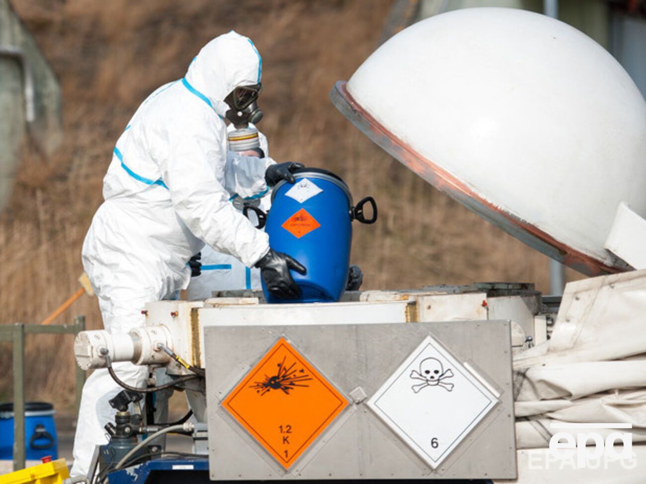 Американская фирма уничтожила последние контейнеры с сирийским фтористым водородом