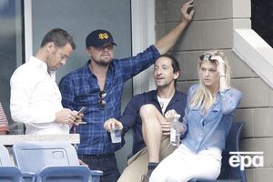 ДиКаприо ранее представил Рорбах своим друзьям в качестве невесты