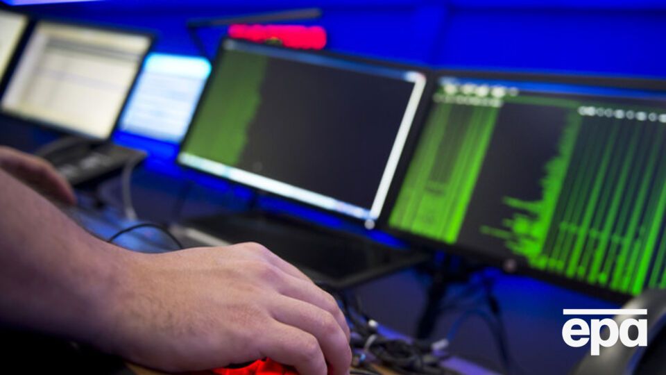 Хакеры использовали программное обеспечение, известное как BlackEnergy, чтобы добраться до компьютерных сетей энергокомпаний и разместить в них вредоносную программу