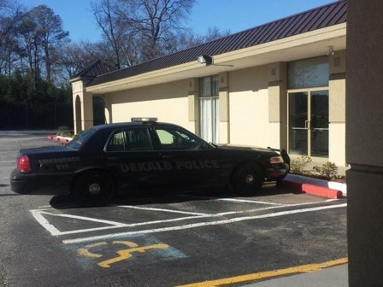 Мотель, в котором удерживали заложников