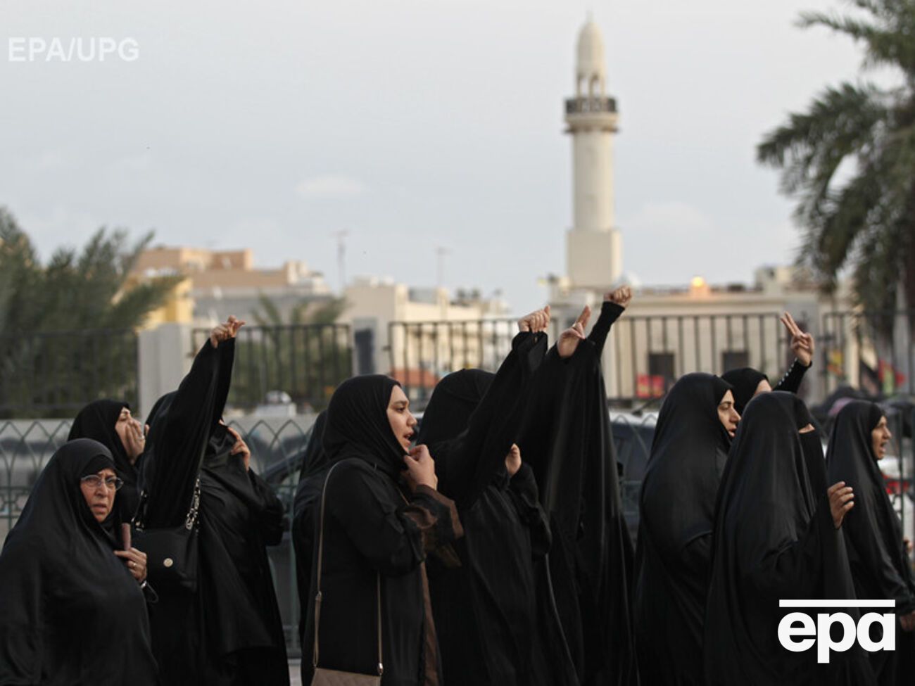 Бахрейн разорвал дипотношения и прекратил авиасообщение с Ираном