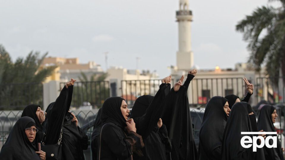 Бахрейн разорвал дипотношения и прекратил авиасообщение с Ираном