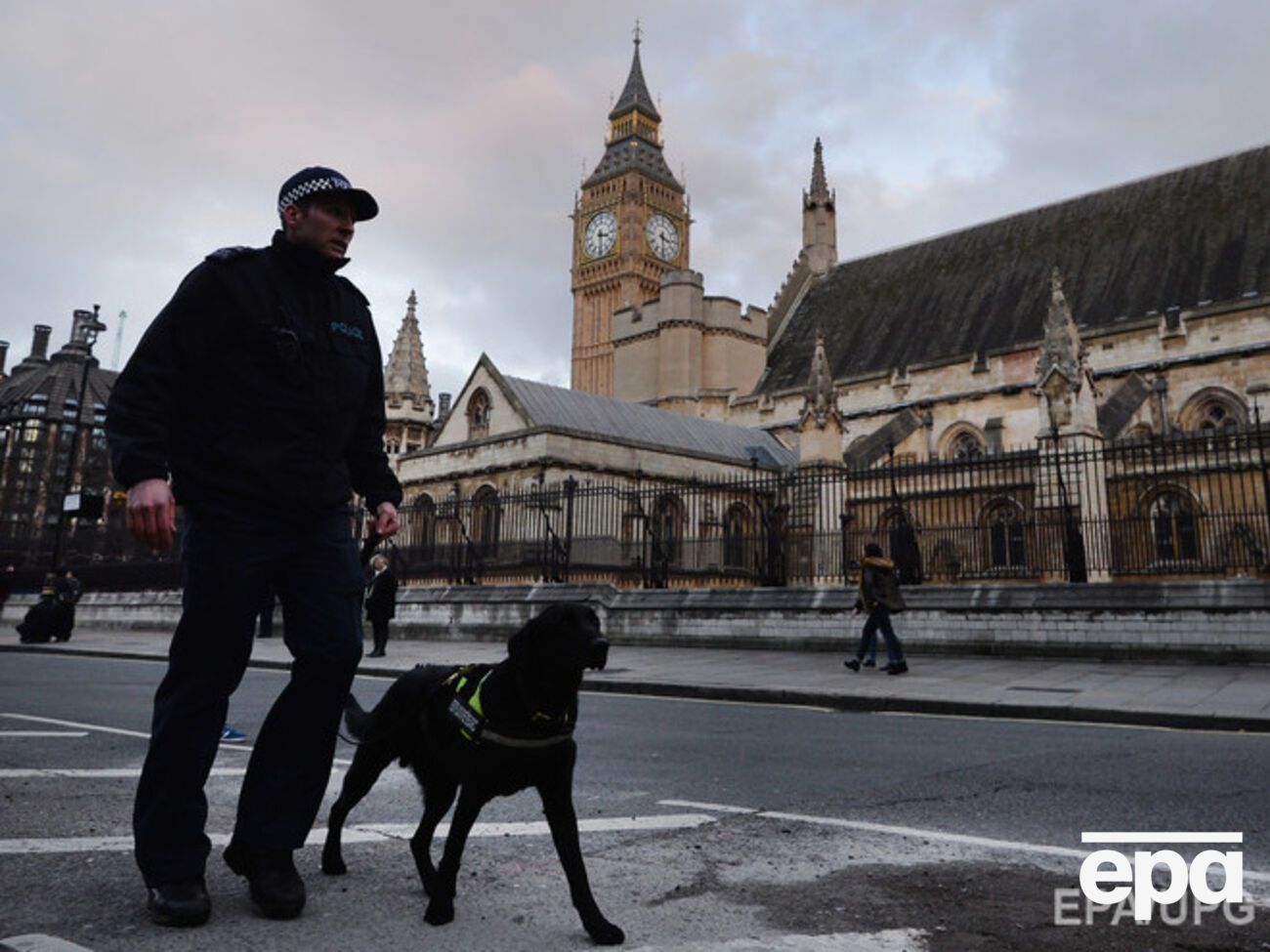 Полиция обнаружила три тела возле дома пропавшей актрисы Шан Блейк
