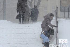 В Киеве коммунальщики будут чистить снег, пока не закончится снегопад
