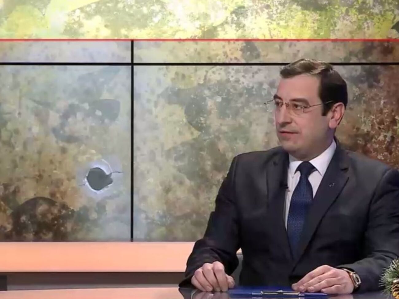 Скибицкий рассказал о нарушении боевиками правил отвода вооружения