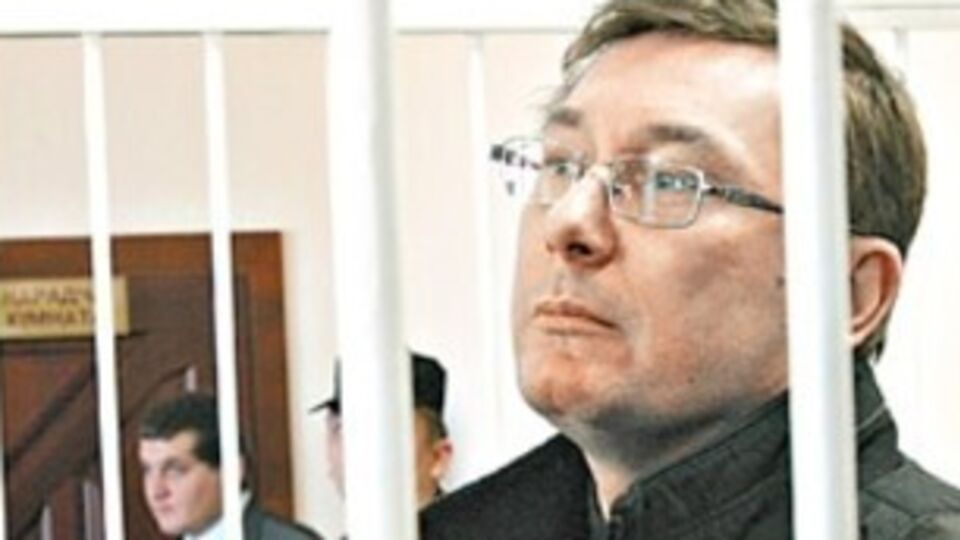 Родной город Гройсмана "декоммунизировали"