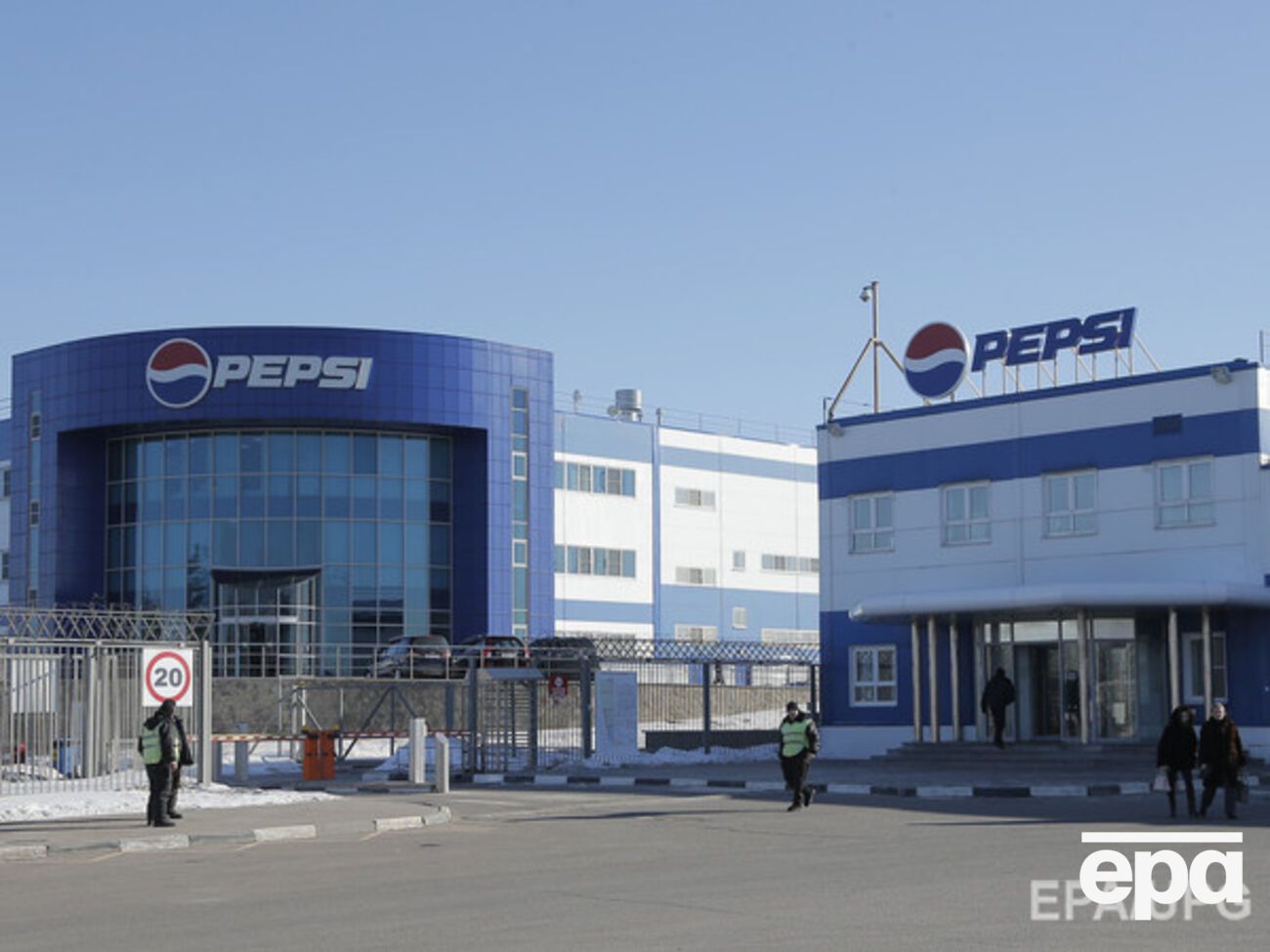 После скандала с Coca-Cola PepsiСo тоже удалила карту с "российским Крымом"