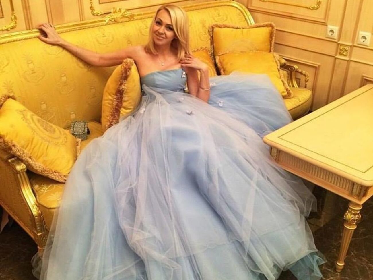 Рудковская --- Киркорову: Спасибо, что доверил мне свои сокровища. Уходить не хотели, сразу видно, чьи дети, творчески подошли к сказке, задавали очень профессиональные вопросы