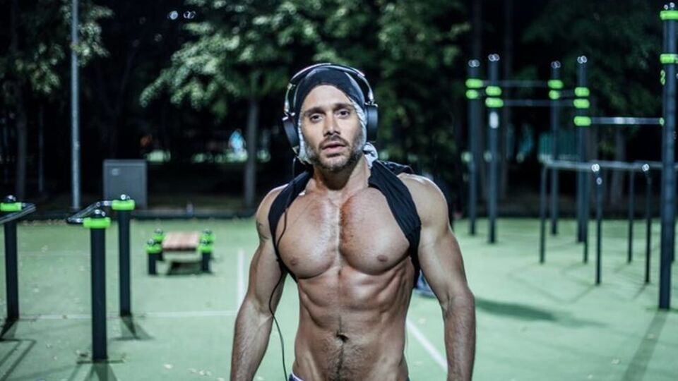 Ахмадов показал своеобразное прочтение стихотворения Бродского