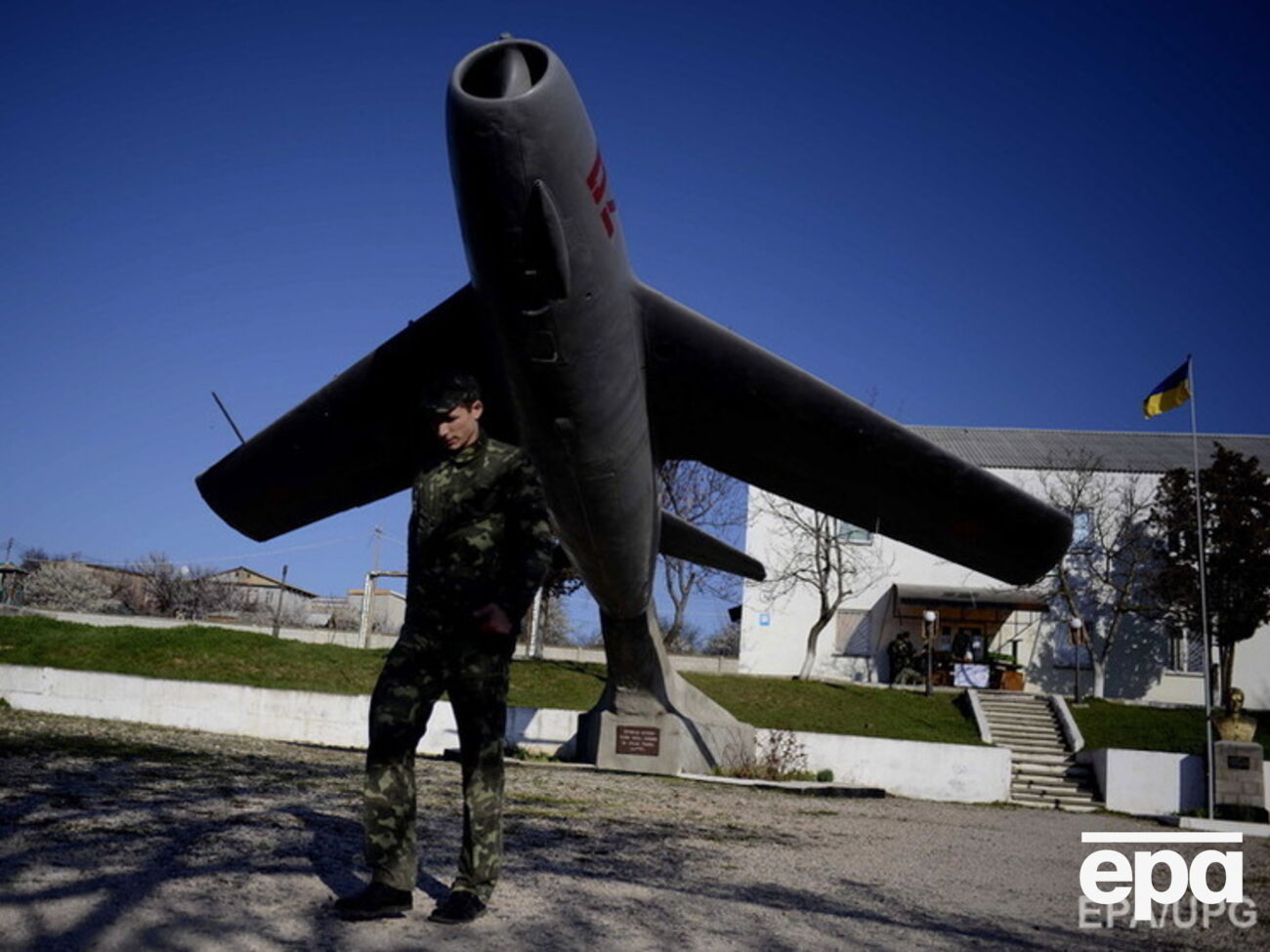 Коломойский поборется за аэропорт Бельбек