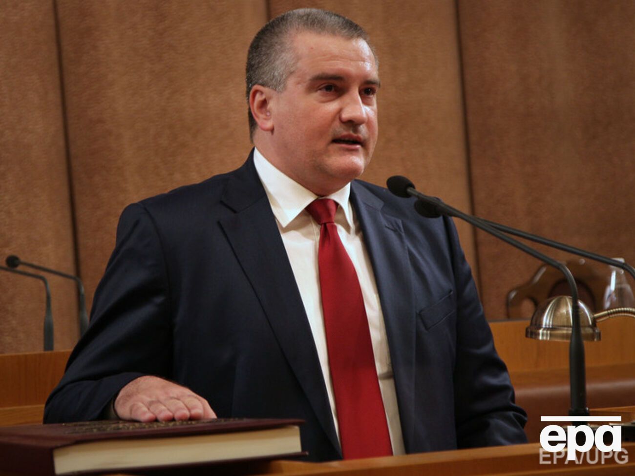 СМИ сообщают о скорой отставке Аксенова