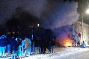 Некоторые выпрыгивали из окон, спасаясь от огня