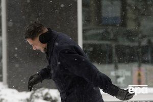 Синоптики обещают на пятницу снег, ветер и гололед