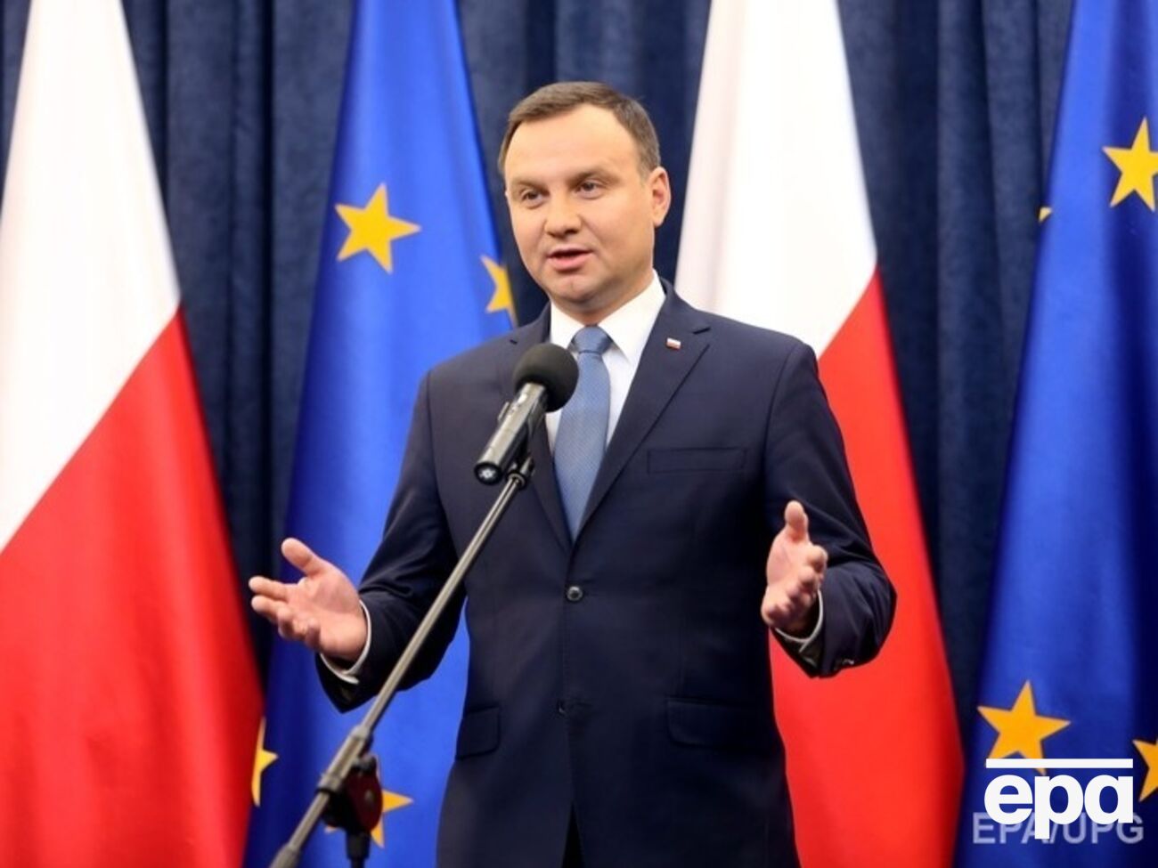 Дуда подписал закон о СМИ, согласно которому упраздняется конкурсная процедура назначения глав государственных средств массовой информации