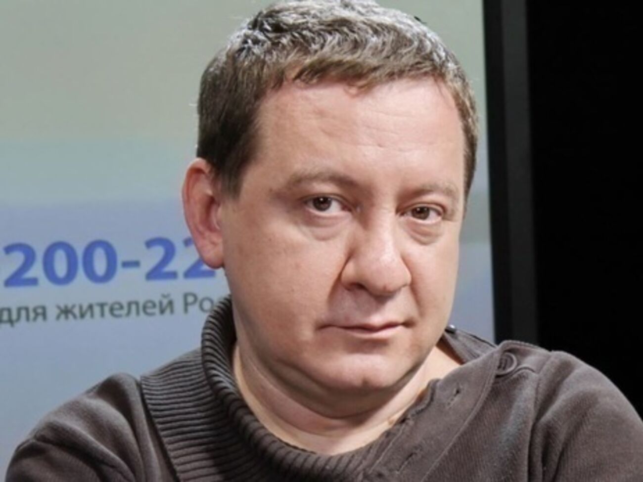 Муждабаев: Нанеся несколько незначительных ударов, эти люди вышли из помещения и скрылись в неизвестном направлении