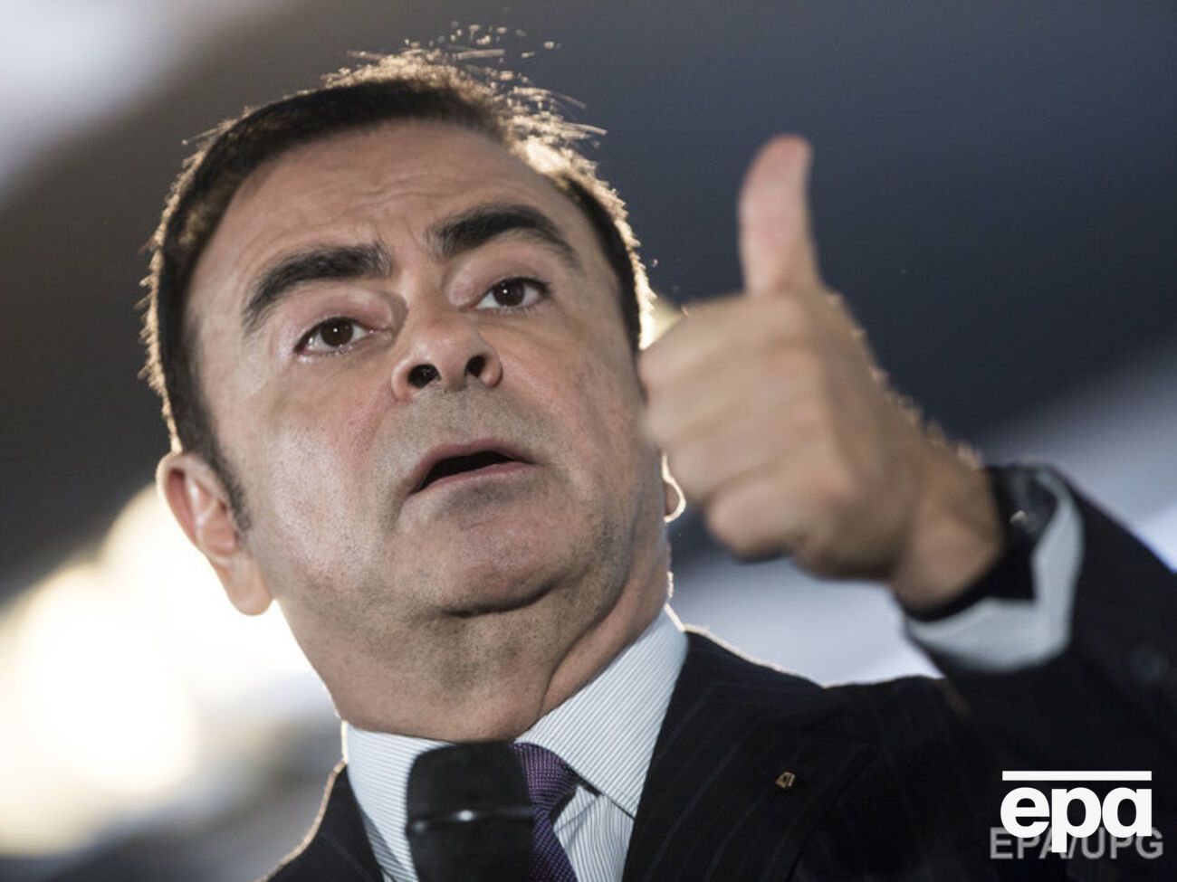 Renault-Nissan планирует до 2020 года выпустить автомобиль с автопилотом, заявил Гон