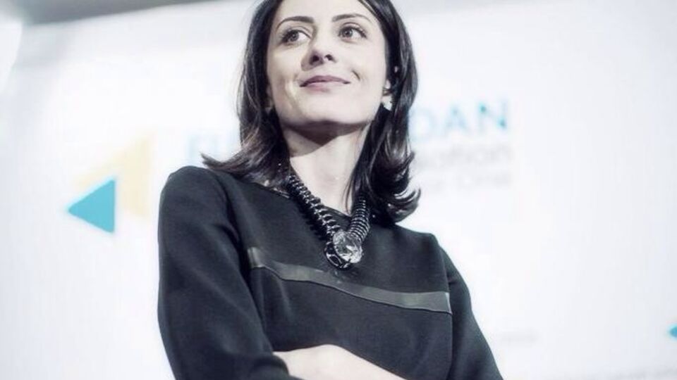 Деканоидзе призвала граждан "ездить тихо"