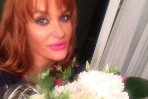 Слава: Как вы думаете, кому я откушу голову?