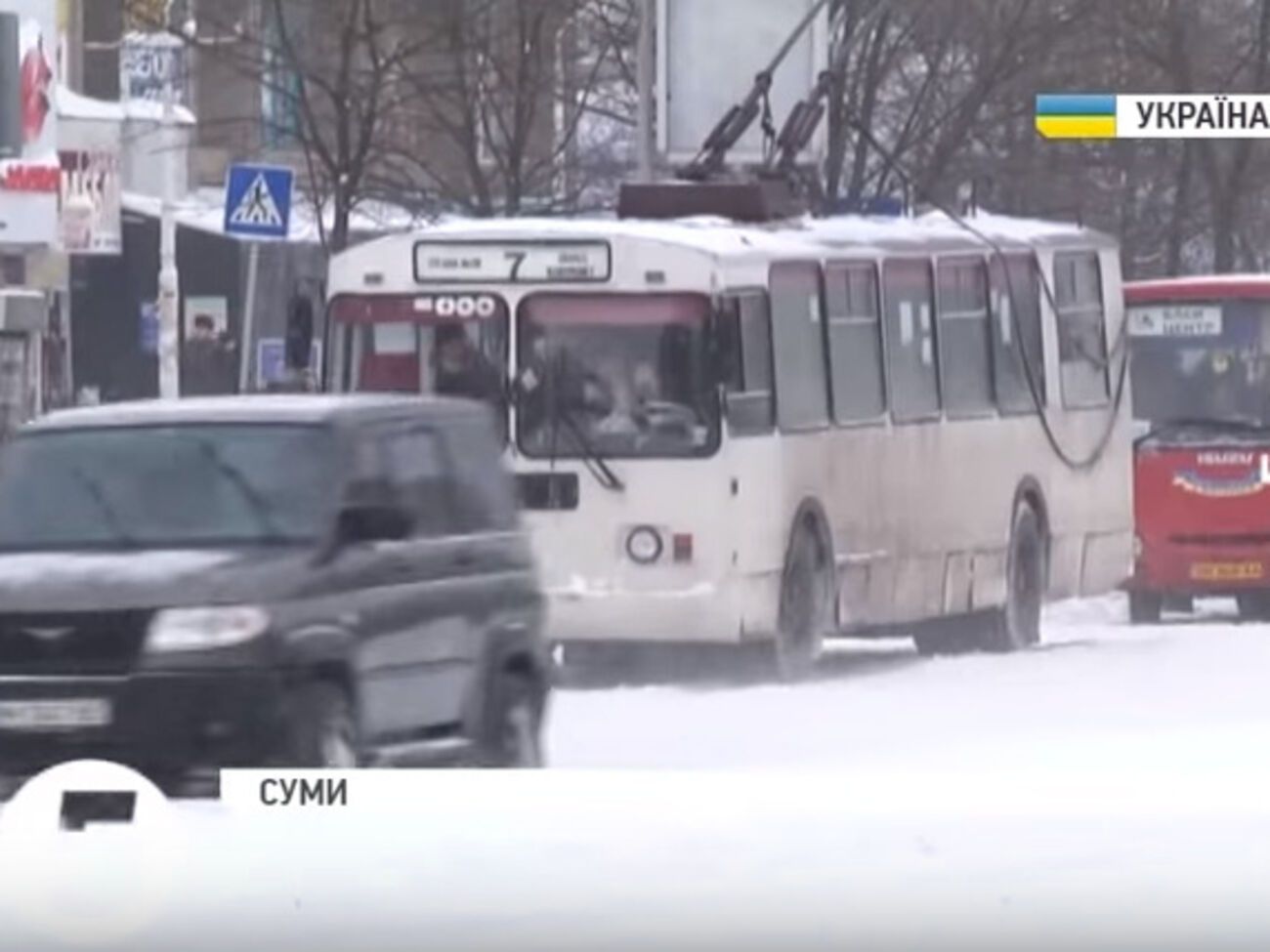 Интенсивность снегопадов привела к осложнениям автомобильного движения в Сумах