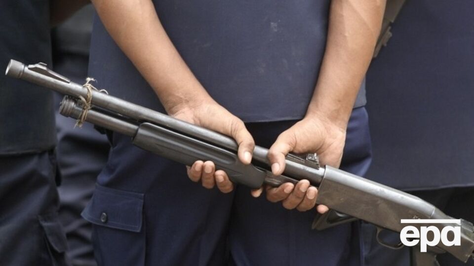 Суд на два месяца взял под стражу мужчину, стрелявшего по детям из ружья