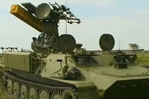 Комплексы "Стрела-10МН" обладают возможностью эффективного ночного автономного секторного поиска и уничтожения воздушных целей