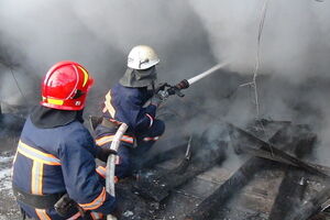 В Ужгороде возник пожар в гостинице "Наутилус"