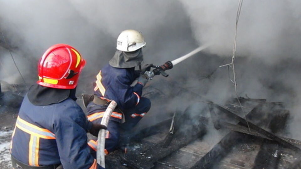 В Ужгороде возник пожар в гостинице "Наутилус"