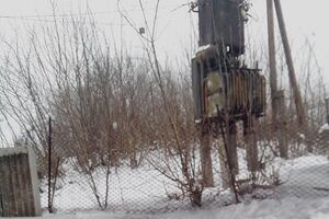 Пресс-центр АТО: Террористы "ДНР" обстреляли детскую площадку и подстанцию в Зайцево. Фоторепортаж